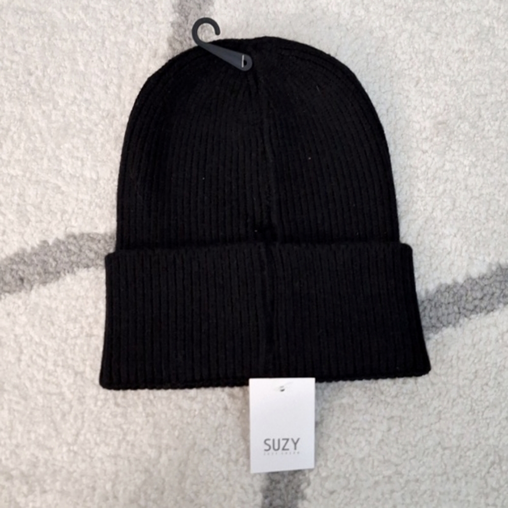 NEW Black Ribbed Winter Hat